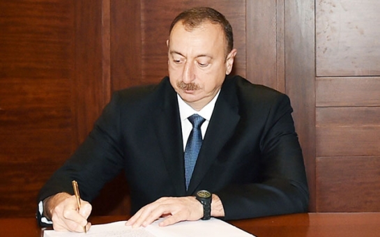 Prezident və digər rəsmilər nekroloq imzaladılar  
