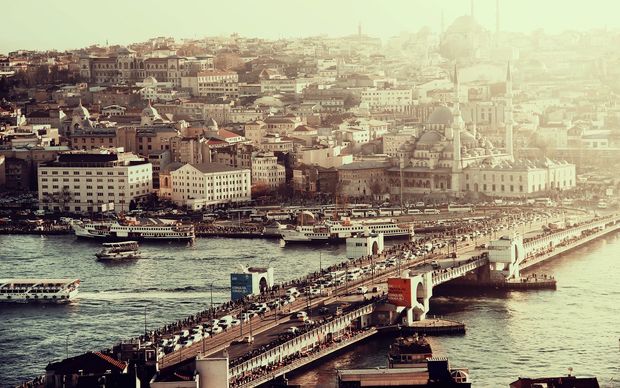 İranlı turistlər İstanbula axın etdi