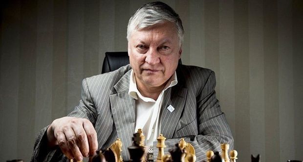 Anatoli Karpov: “Kasparovun arxasında Azərbaycan dayanmışdı, bundan sonra necə nankor olmaq mümkündür?!”