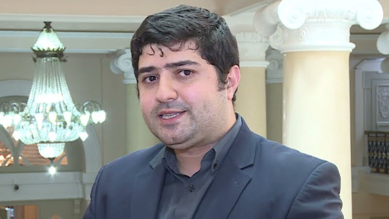 Baku TV araşdırdı: Eldar Əmirov Ramiz Mehdiyevin qohumu deyilmiş