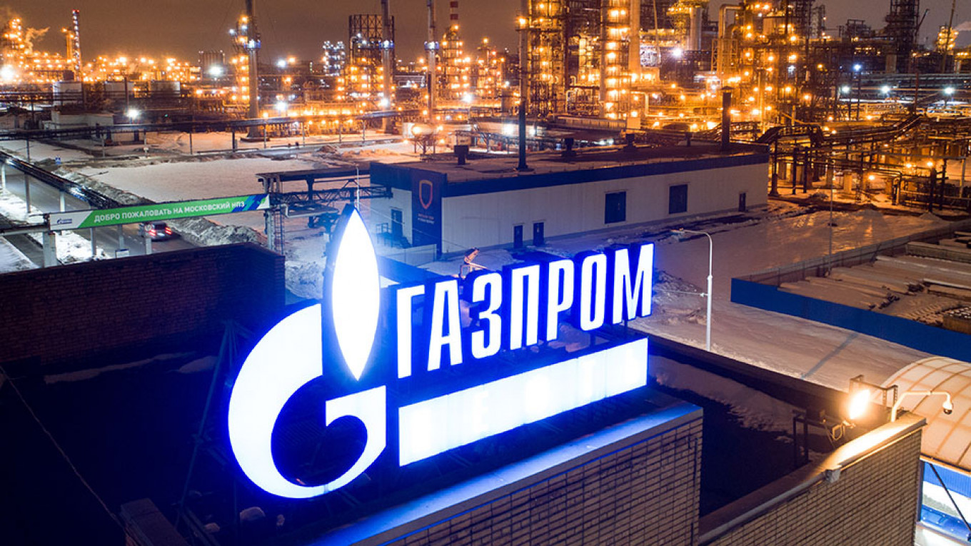 “Qazprom”un ixracı kəskin azaldı, amma mənfəəti tarixin ən yüksək səviyyəsinə çatdı 